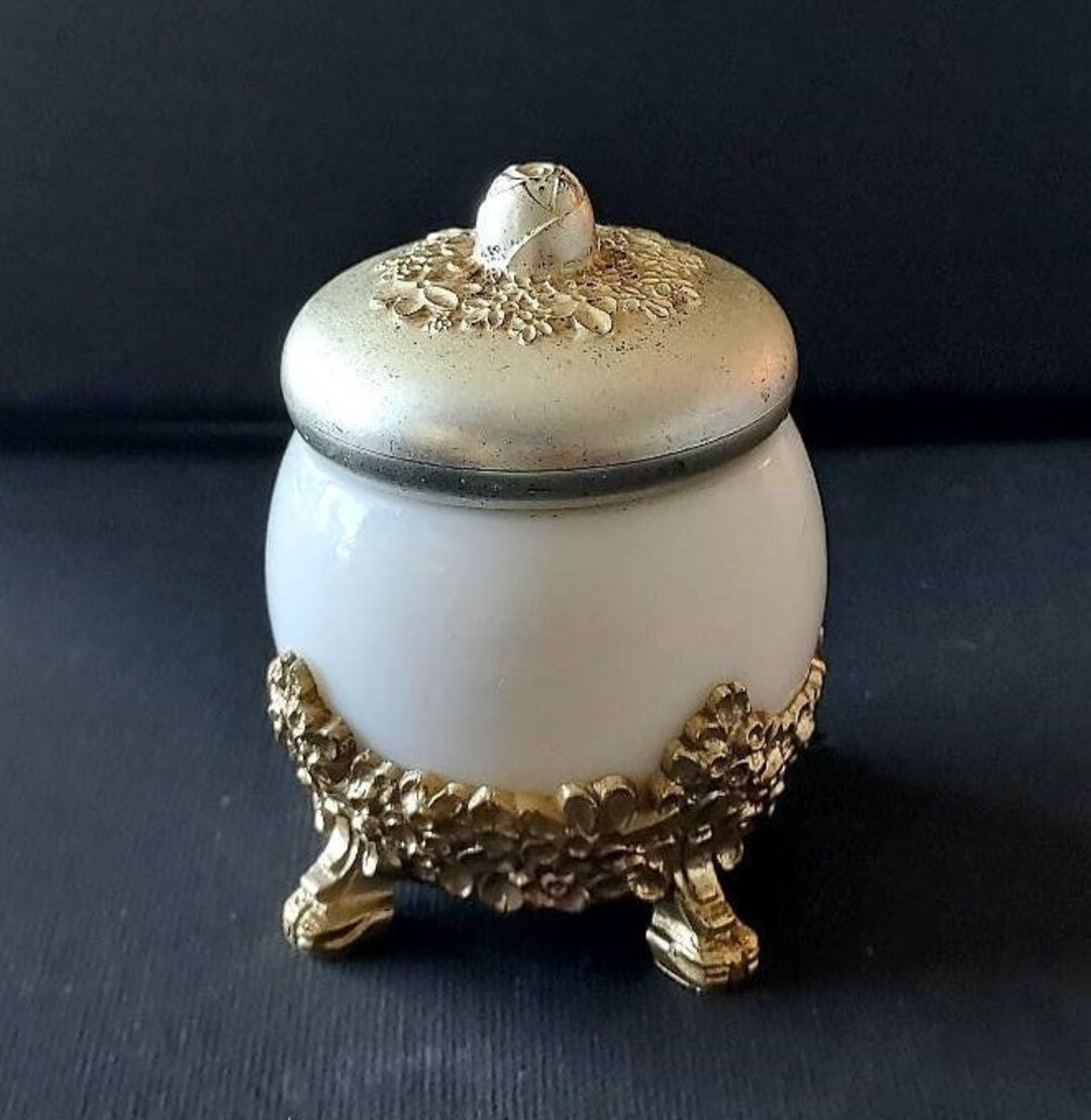 VINTAGE AVON COLLECTIBLE Milk Glass Collectible Collectible Etsy