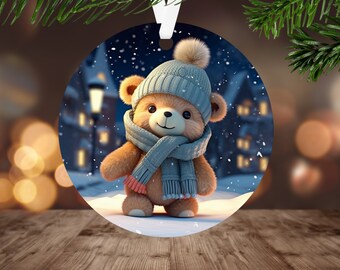 Adorno de osito de peluche PNG (sublimación), descarga digital instantánea, adorno navideño redondo PNG, osito navideño de pueblo nevado PNG
