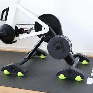 Wahoo Kickr Core 2 Rocker Feet Plate, Zwift Ride, Antivibration, Tennisbollbasfäste, Tennisbollfötter, Vippfötter