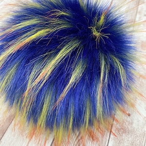 Blue Fire Faux Fur Pom Pom: Beanie Topper