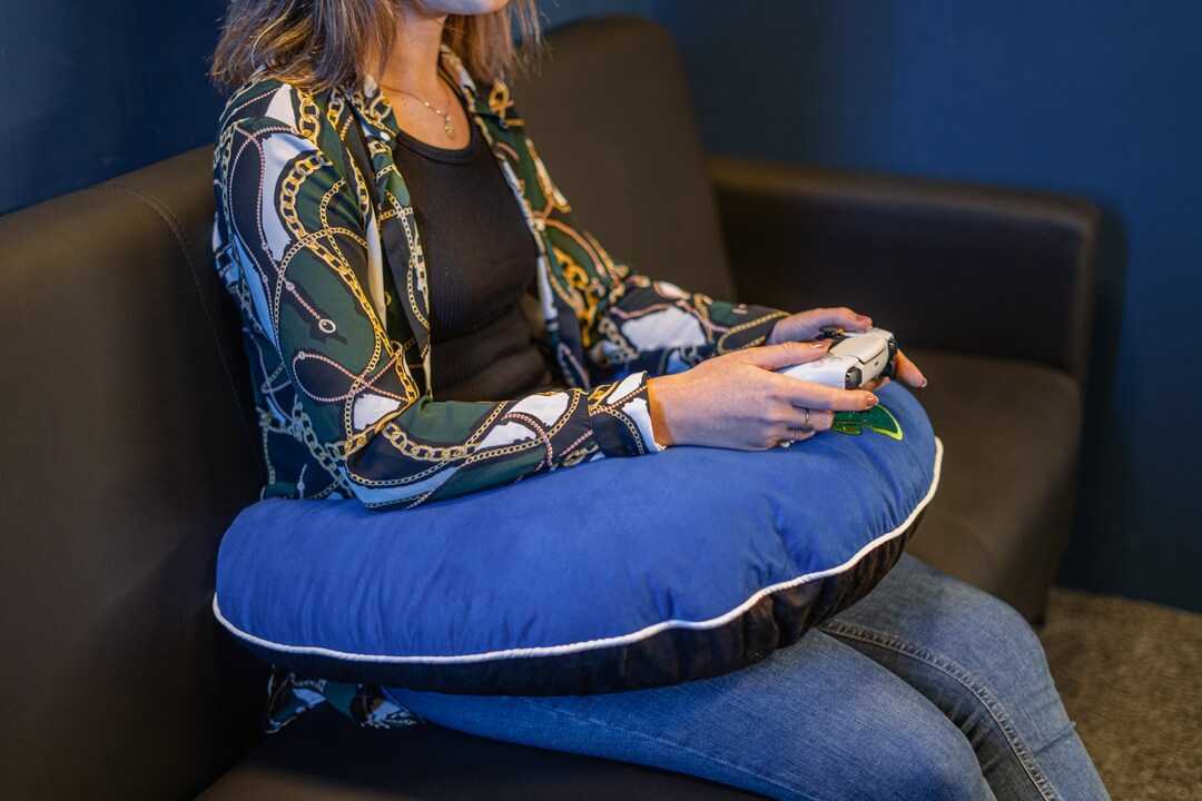 Valari Gaming Pillow Reading Pillow Gamer Gift Support Etsy