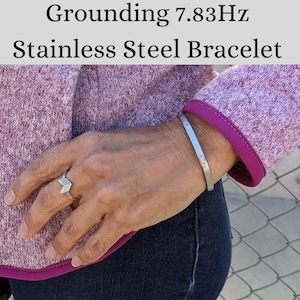 7.83Hz Women Grounding Bracelet, Schumann Resonance Imprinted Bangle, Stress Relief Stainless Steel Band, Anti Inflammation Jewelry