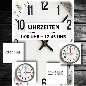 Puede incluir: Una esfera de reloj blanca con números y manecillas negros. La esfera del reloj indica "1:00 UHR - 12:45 UHR". El reloj está rodeado por un marco negro. Hay cuatro relojes más pequeños con diferentes horas mostradas.