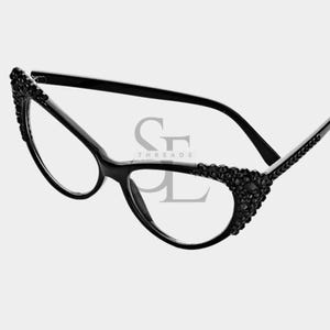 black-bedazzled-Luxury-crystal-cat-eye-frames-with-decorative-lens-edging