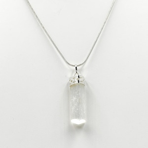 Selenit Anhänger, Kristall Anhänger. Selenit Schmuck. Selenit Kristall - Selenit Kette Boho Hippie Kristall Punkt Anhänger, Geschenk für Sie