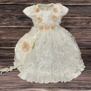 Christening dresses/ vestida de bautizo