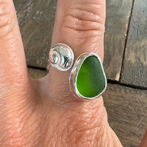 Sea glass ring with sterling silver shell detail. Sterling silver sea glass ring. Lime green sea glass ring.  Size adjustable ring