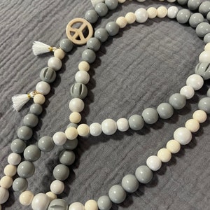 Perline lunghe per catena per cellulare / grigio / pace / nappe / cinturino per cellulare / perline di legno / grigio chiaro / bianco / crema