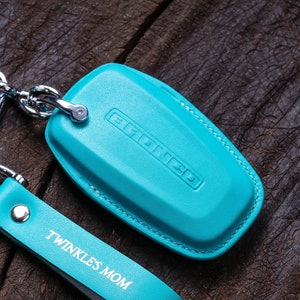 Cute Girly Ford Bronco & Tremor Key Fob Cover 2021-2024 Leather Case with Embossed Horse Bronco Sport Sasquatch Mustang Keychain Holder