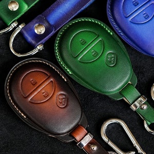 Personalized Toyota Tacoma TRD Pro 2022 2023 Rav4 Camry Key Fob Cover Leather Sequoia Sienna Highlander Key Fob Cover Case Gift for him her