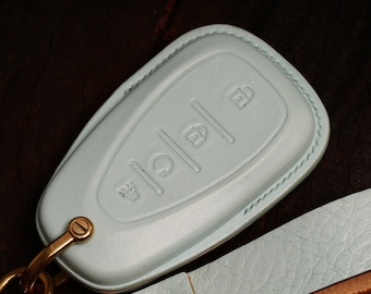 Cute Leather Key Fob Cover Case Chevrolet Chevy Traverse Trailblazer Blazer Camaro Bolt Cruze Equinox Malibu Sonic Spark Trax Volt cars Gift