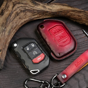 Leather Key Fob Cover for 2018-2023 Wrangler Gladiator, Rubicon, Sahara, JK Jl, Grand Cherokee L Renegade, Wagoneer Smart Keychain