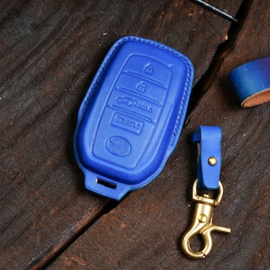 Leather Key Fob Cover Toyota Tundra TRD Pro 2023 Hybrid (5-6 Buttons) Keyless Remote Protector Sienna Keychain Accessory Birthday Gift Idea