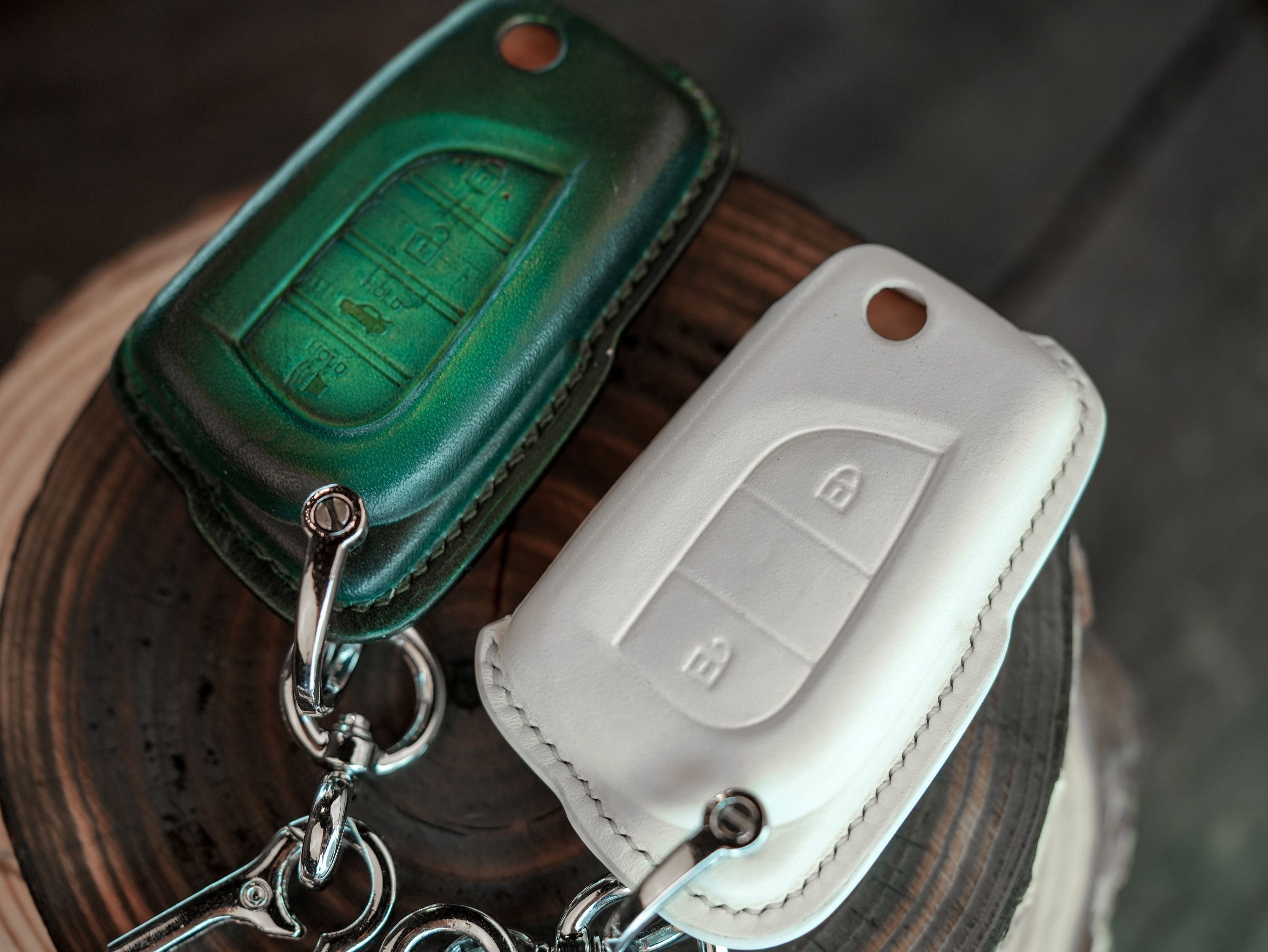 Leather key fob cover case fit for Toyota T3 remote key, 19,95 €