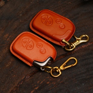 Lexus Leather Key Fob Cover for CT200h LS LX570 RX350 RX450h - Handmade Key Case, Father&#39;s Day Gift, Keyless Entry Protection with Keyring.