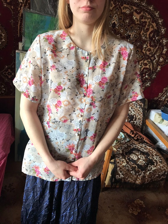 Vintage Floral Patterned Short Sleeved Blouse But… - image 5
