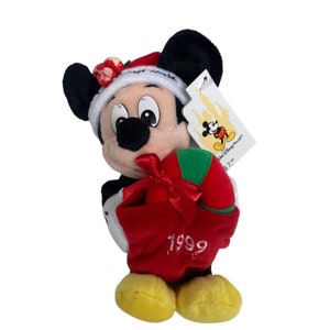 Vintage Disney 1999 Christmas Holiday Mickey Mouse Bean Bag Mini Plush 8&quot;