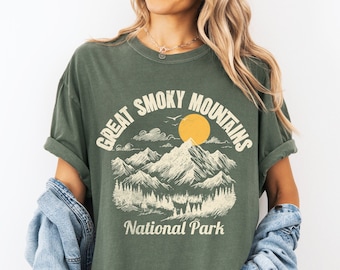 Great Smoky Mountains National Park T-shirt Unisex Garment-Dyed, Hiking Gift Tee, Camping Graphic Tee, Comfort Colors Oversized Shirt