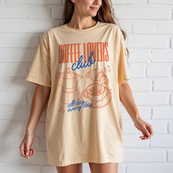 Coffee Lover Club Graphic Tee: Trendy Brunch Outfit