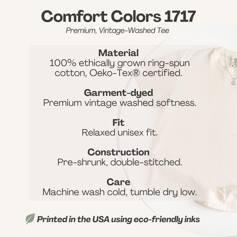 Peut inclure: T-shirt cr&egrave;me avec le texte "Comfort Colors 1717" et des d&eacute;tails sur le produit. Le t-shirt est fabriqu&eacute; en coton cultiv&eacute; de mani&egrave;re &eacute;thique, teint en v&ecirc;tement pour la douceur et a une coupe unisexe d&eacute;contract&eacute;e. Il est pr&eacute;-r&eacute;tr&eacute;ci, &agrave; double couture et imprim&eacute; aux &Eacute;tats-Unis.