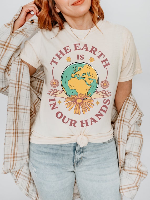 Earth Day T-shirt: Nature-Inspired Graphic Tee
