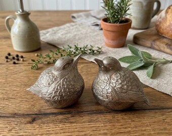 Collectible Silver Bird Salt Pepper Shakers Pair, Unmarked Antique Metal Partridges, Bird Lover Gift Woodland Tableware Vintage Kitchen
