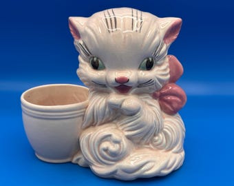 Vintage Hull Art Pottery Kitten Planter, 7” Pink Bow Kitty Cat Flower Pot USA 61, Mid Century Kitschy Nursery Decor. Kitty indoor planter