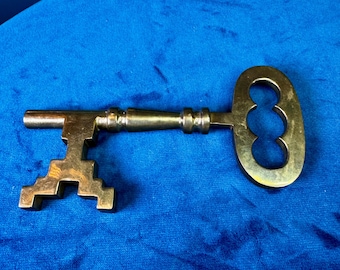 Vintage Large Solid Brass Skeleton Key - 7" Decorative Paperweight, Ornate Victorian Style Desk Accessory, Heavy Brass Curio Decor