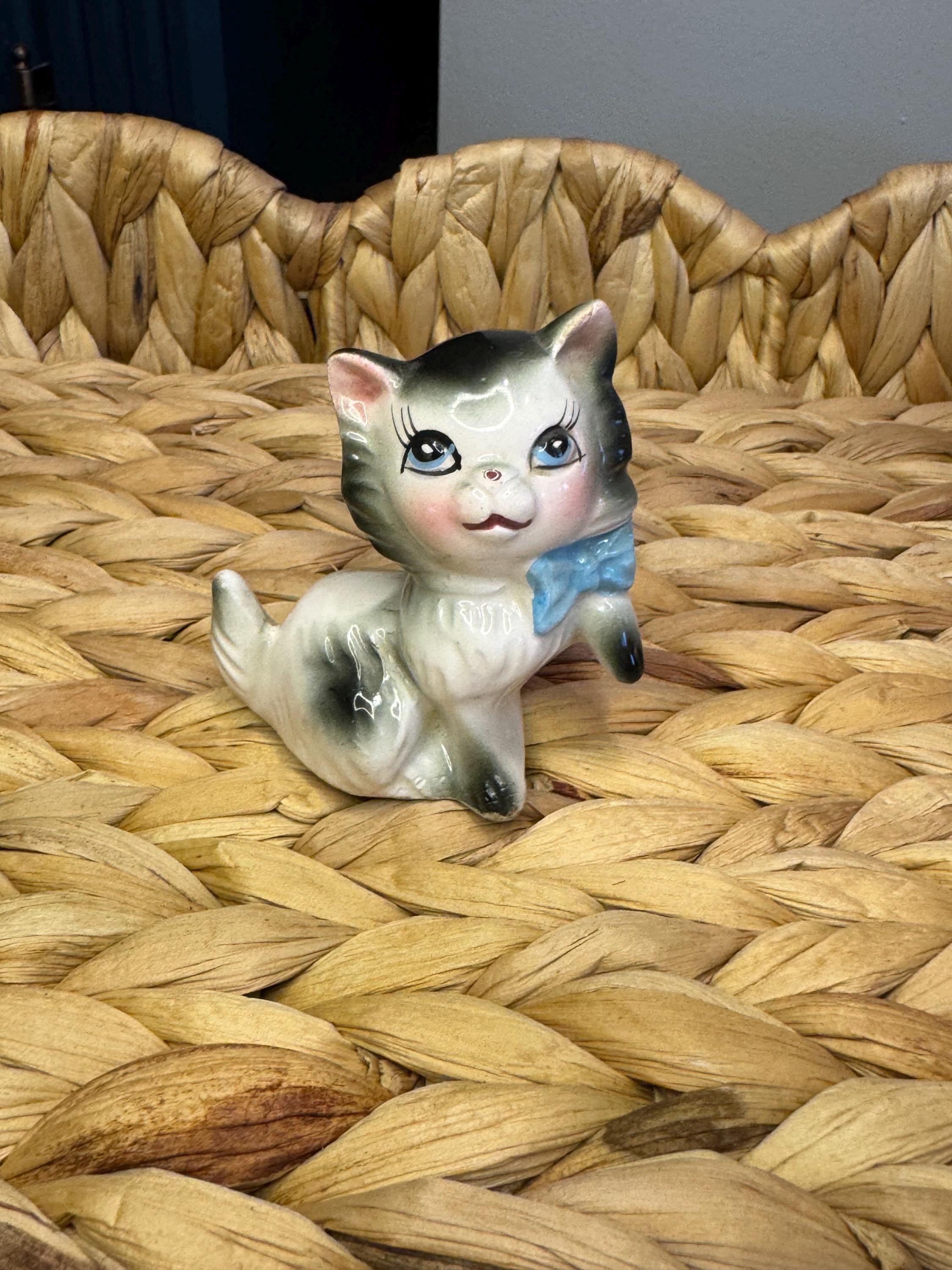 Ceramic Big Eye Cat - Etsy
