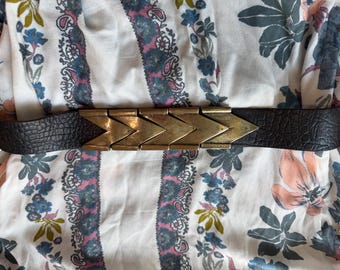 Vintage 1980s Black Leather Statement Waist Belt, Bold Brass Chevron Geometric Interlocking Panel Hardware, Retro 80s Art Deco Style Belt