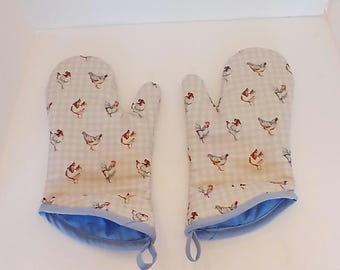 Tan Gingham Oven Mitts with Chickens – Farmhouse Kitchen Mitts, Country Cooking Gloves, Rustic Chicken Print Oven Mitt, Cottagecore Kitchen