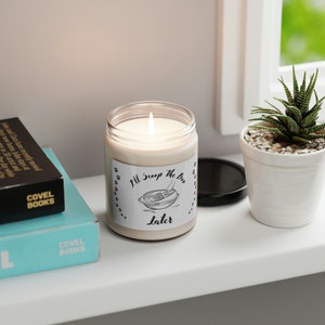 I&#39;ll Scoop The Box Later Cat Safe Scented Soy Candle, 9oz