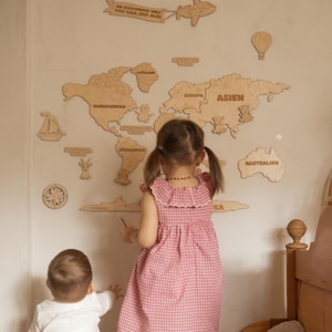 Holzdekoration für das Kinderzimmer Deko-Weltkarte für Kinderzimmer im Boho-Stil für Mädchen und Jungen Personalisiertes Geschenk WMA1