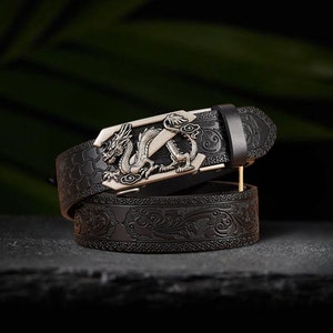 Handmade Dragon Mens Leather Belt, Dragon Belt Buckle, Genuine Leather, Perfect for Fathers Day Gift, Groomsmen Gifts, Gift for Him imagen 4