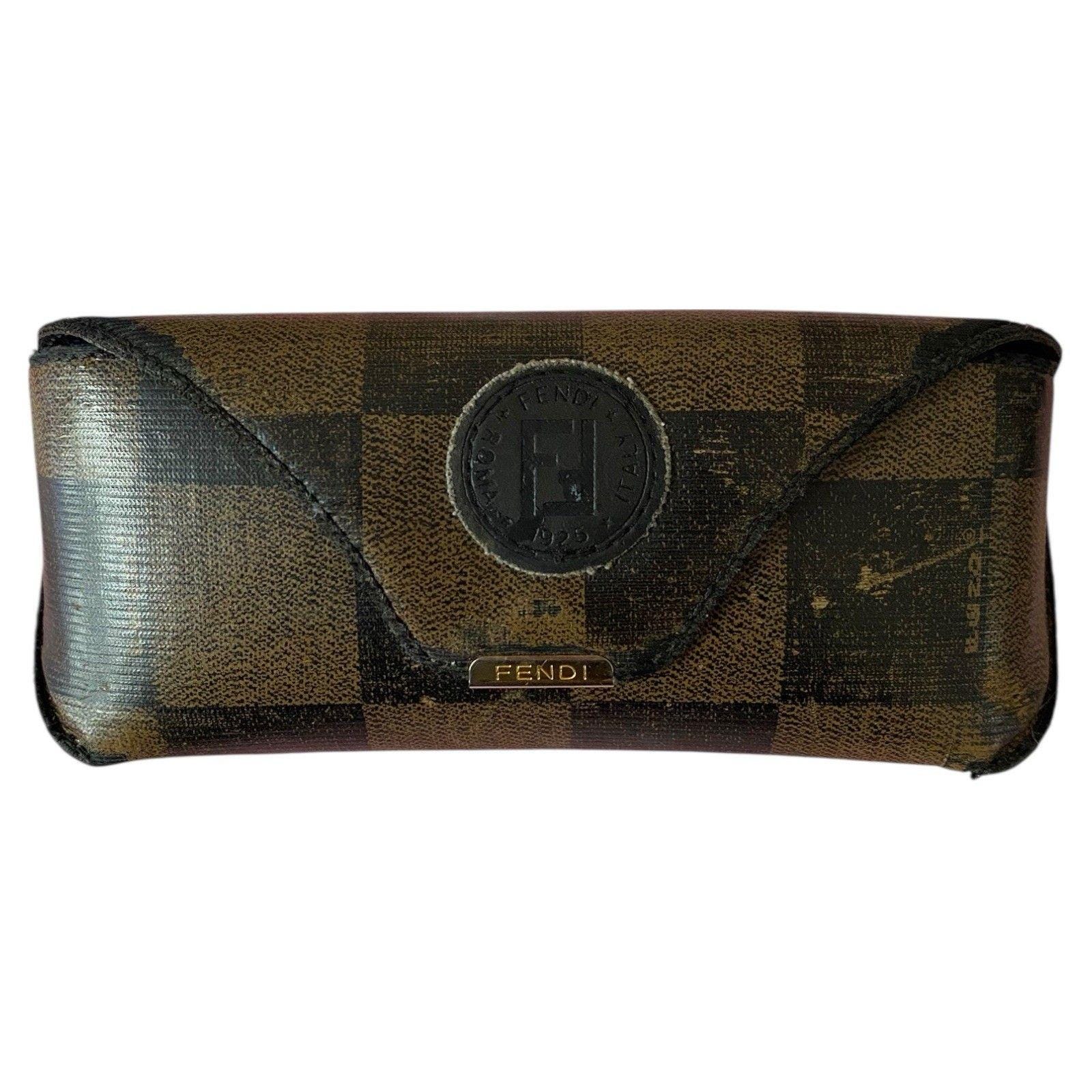 Fendi Vintage Sunglasses Case Checkered Pattern FENDI EYEWEAR Roma oversized square-frame tortoiseshell  main image 3