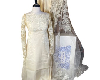 1968 Priscilla of Boston Wedding Dress Candlelight Silk Organza Chantilly Lace S