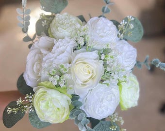 White Eucalyptus Bridal Bouquet | Wedding Bouquet | Cream White | Artificial Flowers | Classic and Simple | Boho Artificial Flower Set | Bride and Groom