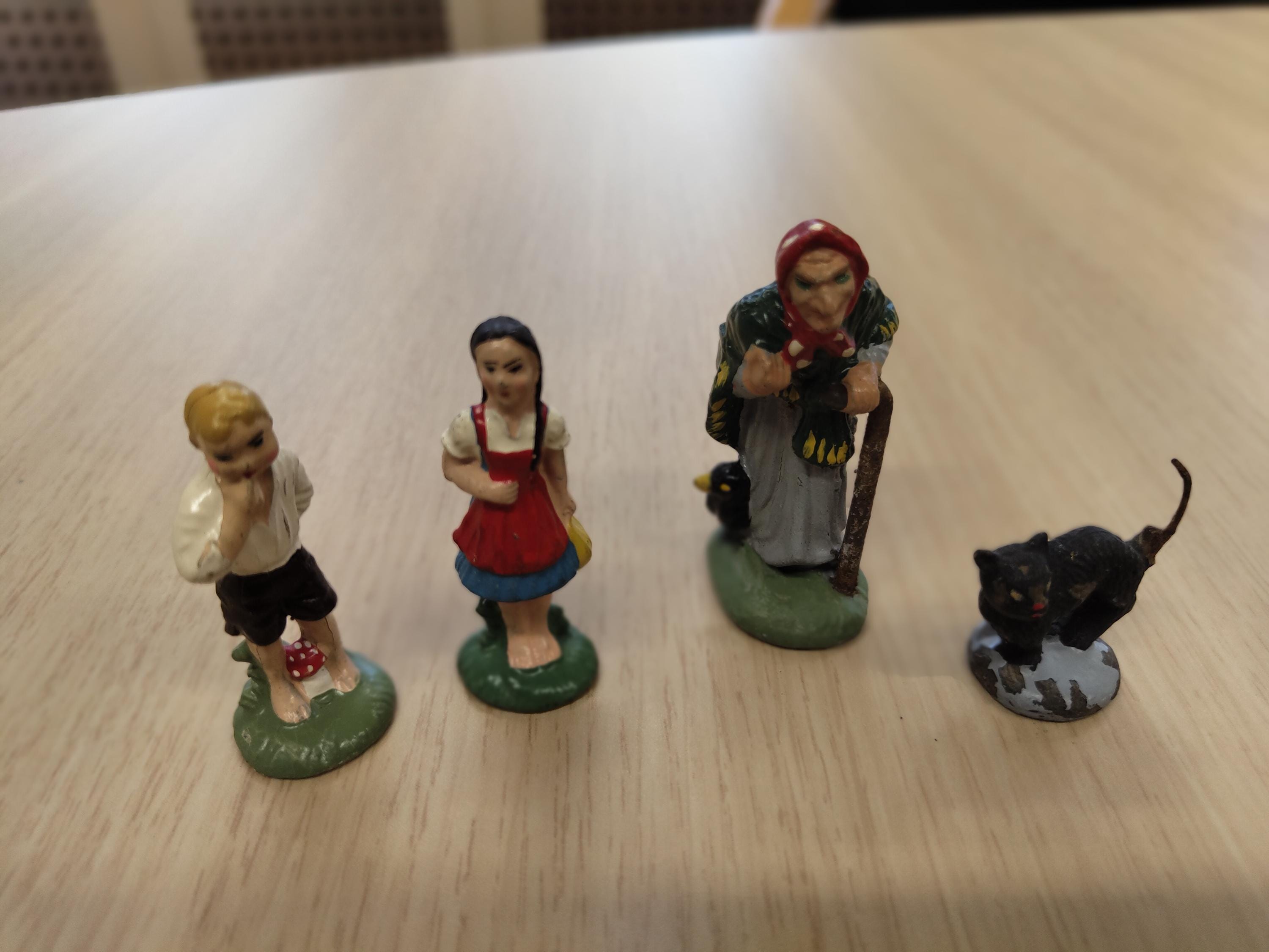 Sparfroh Märchenfiguren-Set 'Hänsel & Gretel' Mit Hexe & Katze – Handbemalt, Ca. 5,5-7,5 Cm, Made In Germany
