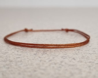 Bracelet fin ficelle marron, bracelet simple nœud coulissant, bracelet surfeur imperméable