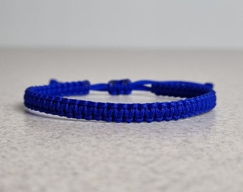 Bracelet macramé noeud carré bleu, cadeau bracelet d'amitié noué en nylon pour lui ou elle