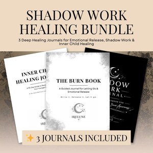Puede incluir: Un conjunto de tres diarios para la liberación emocional y la curación del niño interior. Los diarios se titulan "Inner Child Healing Journal", "The Burn Book" y "Shadow Work Journal". El texto "3 JOURNALS INCLUDED" está en la parte inferior de la imagen.