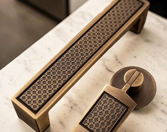 Antike Messingschrank Griffe & Knöpfe: Massive Messing Schubladenknäufe