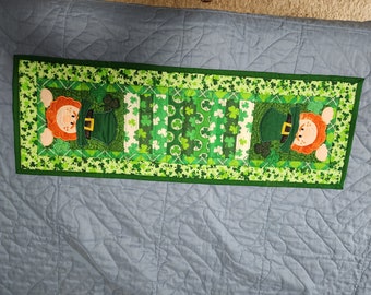 Table Runner St. Patricks Day Leprechaun Embroidered