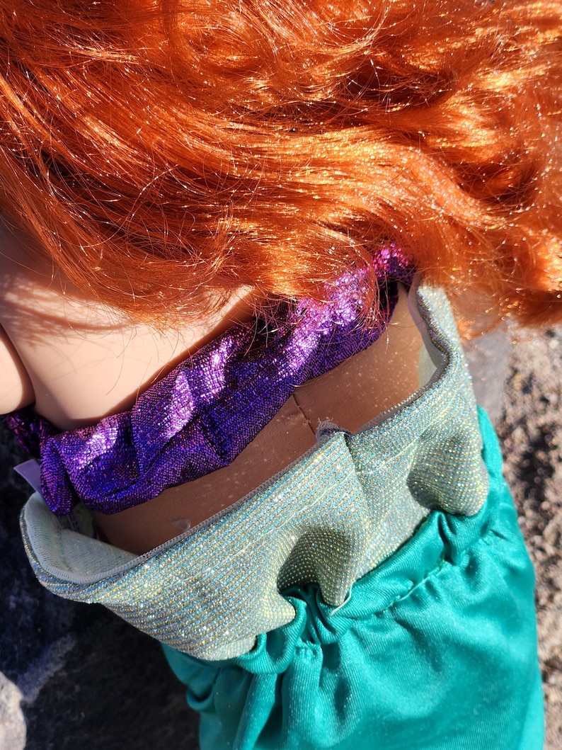 Ariel Mermaid Tail and Bra fits 18" doll afbeelding 3