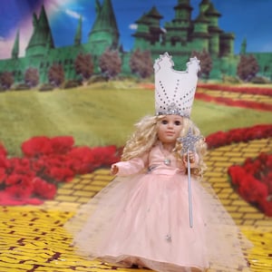 Good witch  Glinda 18&quot; Doll