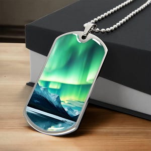Outdoorsy Personalized Northern Lights Mountain Gift 4 Him | Custom Aurora Borealis DogTag Jewelry for Men | Engraved KeyChain 4 Him / Her