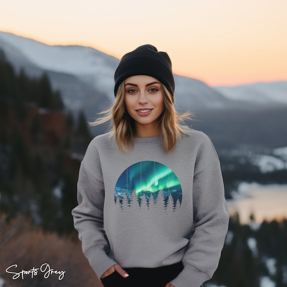 Alaska T-Shirt Bear Tshirt Cold Winter Snow Mountains Tee Alaska T-Shirt Bear Tshirt Cold Winter Snow Mountains Tee