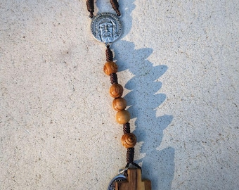 BETHLEHEM Holy Face Chaplet (League of St. Martin), olive wood cross, with  Miraculous Medal