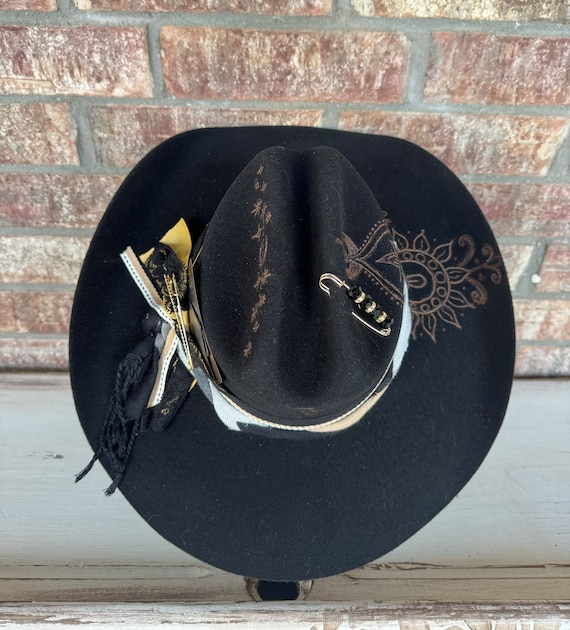 Hand Burned Cowgirl Hat: Yellowstone Style, Black, Small 
