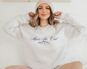 APRES SKI CLUB Crewneck // Sporty & Luxe Sweatshirt // Vintage Pullover // Y2K Aesthetic Sweatshirt // Apres Ski Crewneck // Gift Ski Lover
